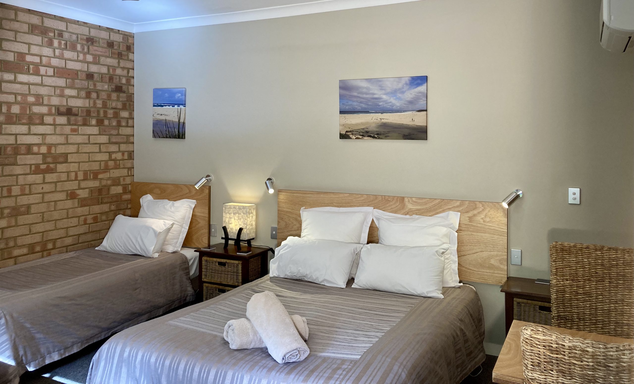 Edge of the Forest Motel Margaret